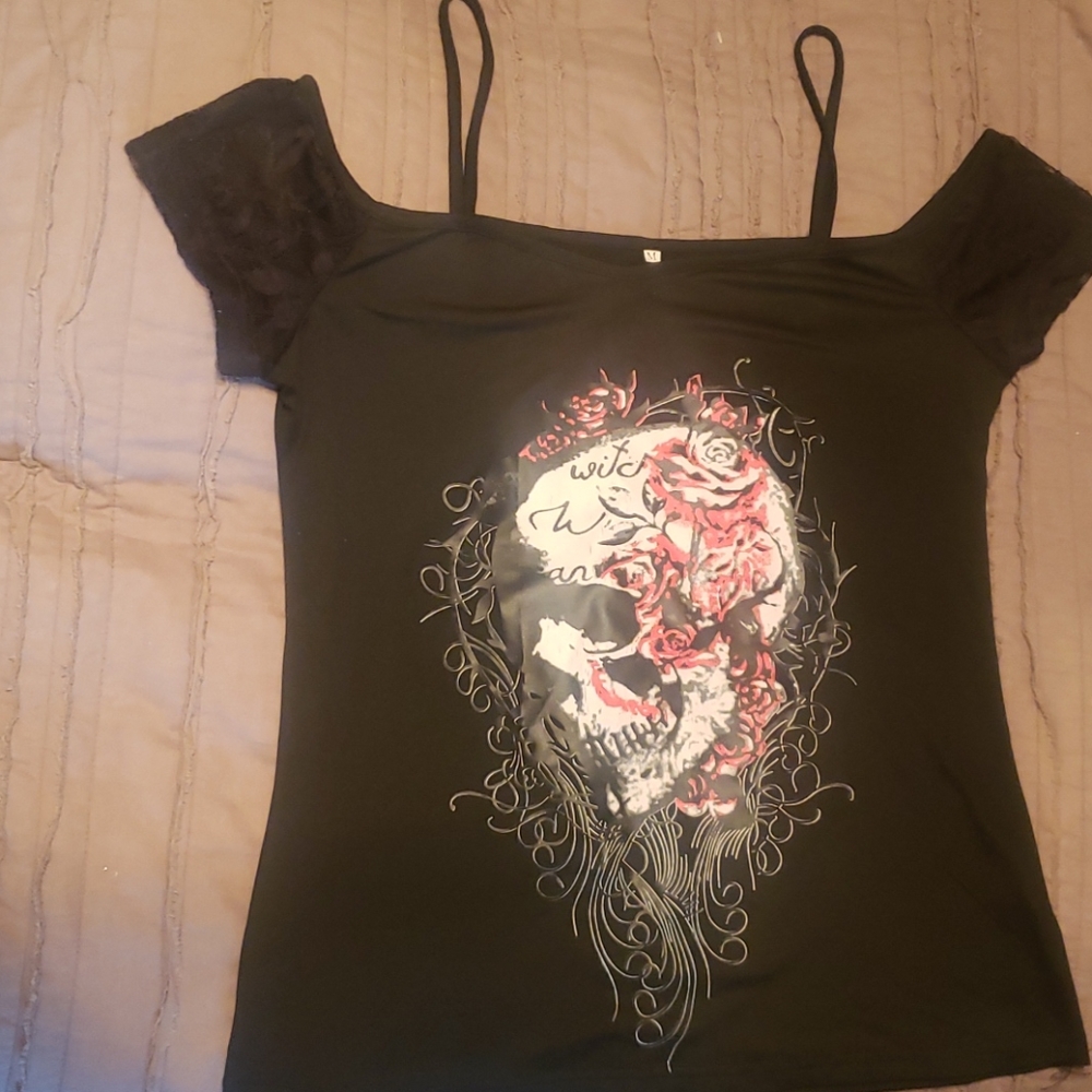 Cap sleeves t-shirt